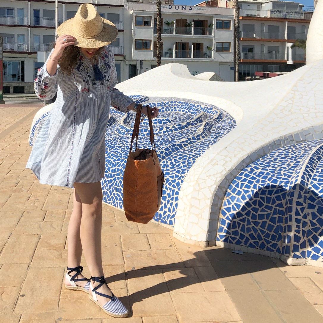 1824FE8F-79FF-4881-AE17-A3B5347CB2EB